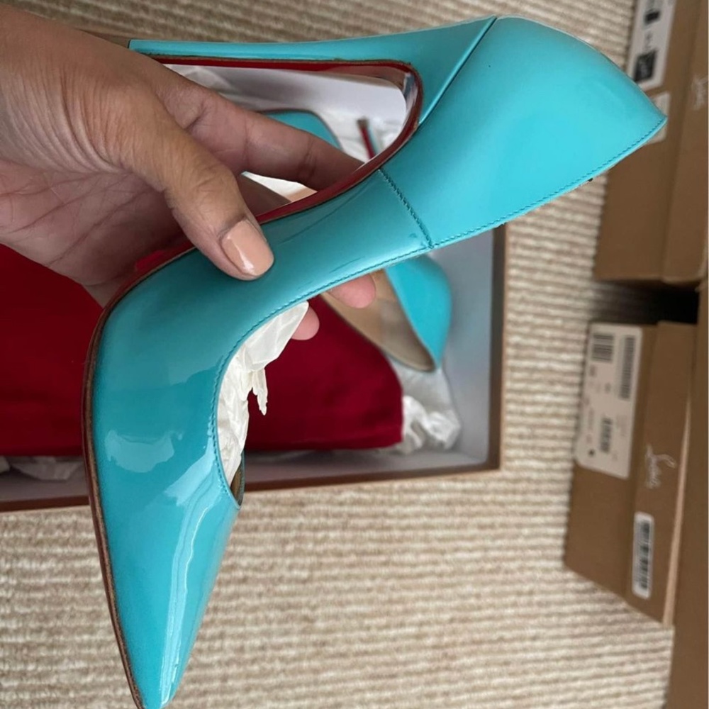 Christian Louboutin 120mm So Kate Patent Heels - Picture 3 of 7